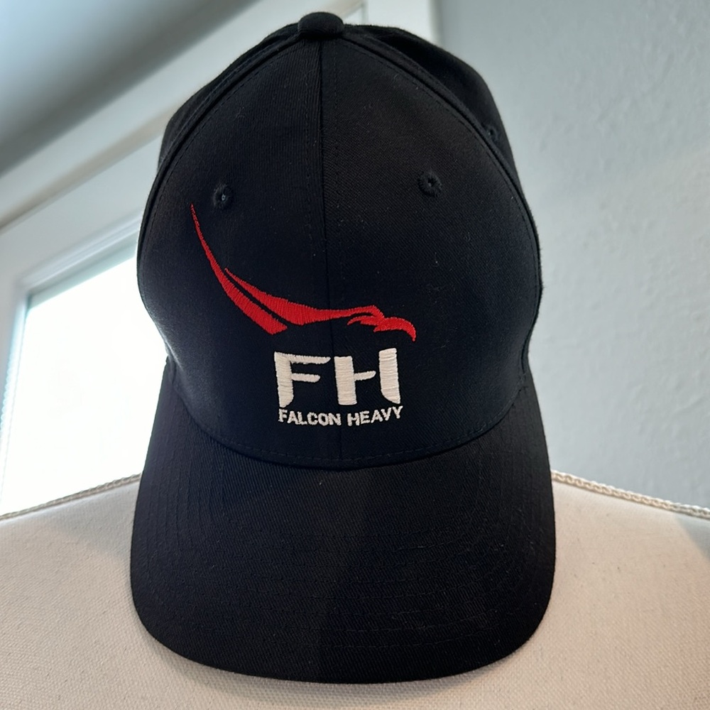 SpaceX Falcon Heavy Logo Flexfit Baseball Hat Black Men Woman
